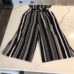 Apt. 9 Black White Classic Striped Sleeveless Cropped Wide Leg Belted Jumpsuit M